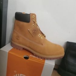Timberland WHEAT  Men Size 7, 11, 12 Available 