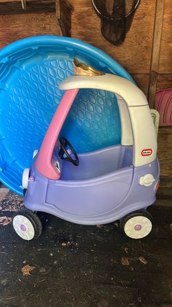 Little Tikes Princess Cozy Coupe Ride-On