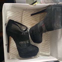 Women’s Heels Size 6
