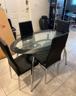 ROUND 5 Piece Dining SET π½οΈπ΄π½οΈ