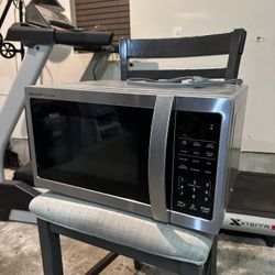 Sharp Carousel Microwave 