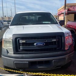 2014 Ford 4 x 4 on sale for Christmas