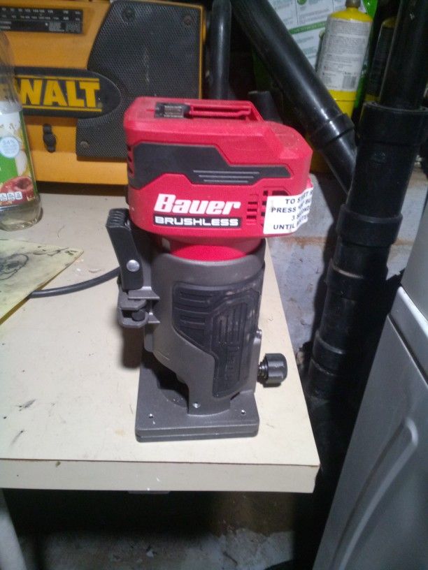 Bauer Brushless Router