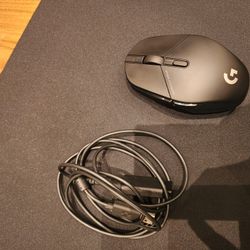 Logitech G303 Shroud Mouse