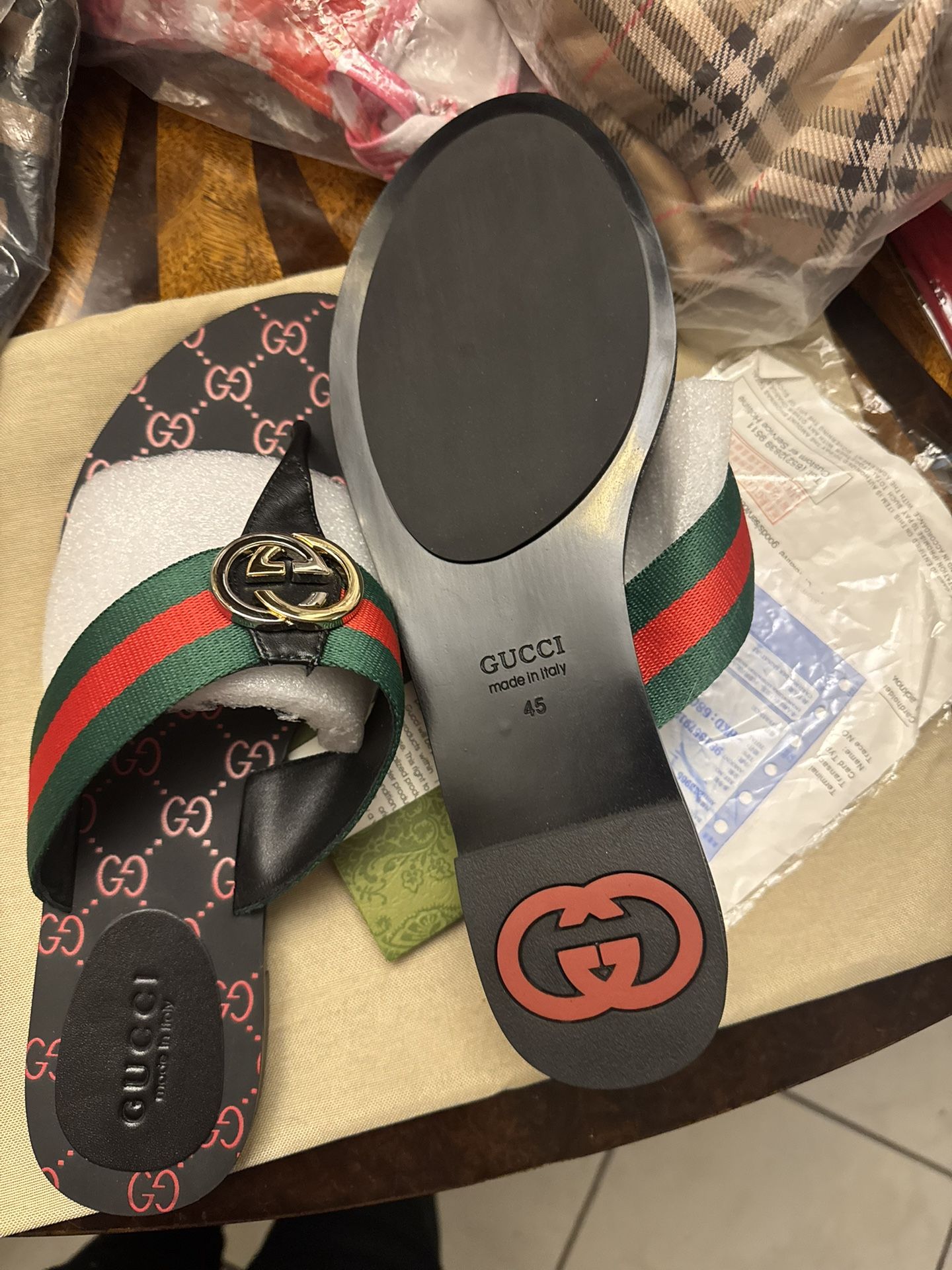 Gucci Slides 