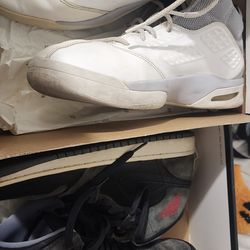 Jordan's size 8 women's