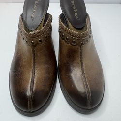 Bare Traps  'Expert' Brown Leather Mules Size 7.5M