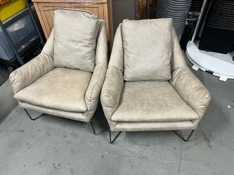 ZUO Finn Faux Leather Accent Chair in Distressed Gray and Black