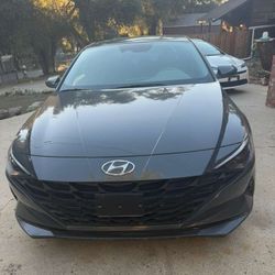 2023 Hyundai Elantra
