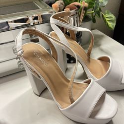 Cute white heels 