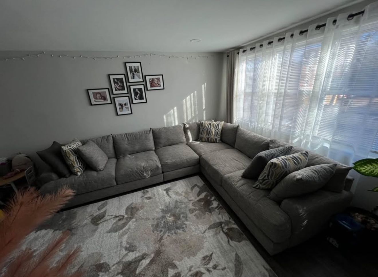 Raymour & Flanigan Leighton 4piece Sectional Sofa