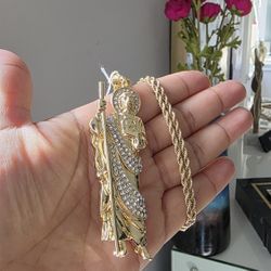 Stainless Steel St. Jude Thaddeus Pray Pendant with Rope Chain