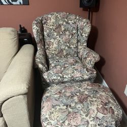 Single Sofa With Ottoman $50