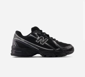 New Balance 740