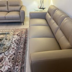 New Top Grain Genuine Leather Couch And Love Seat Set / Free Delivery 