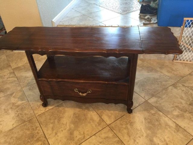 French Bar Table