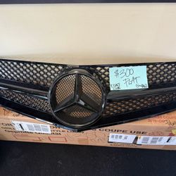 Mercedes Grill 