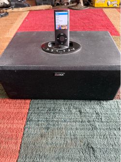 Vintage iWave 2.0 Channel iPod Speaker / Charger w/ Working iPod Mini. Sounds beautiful