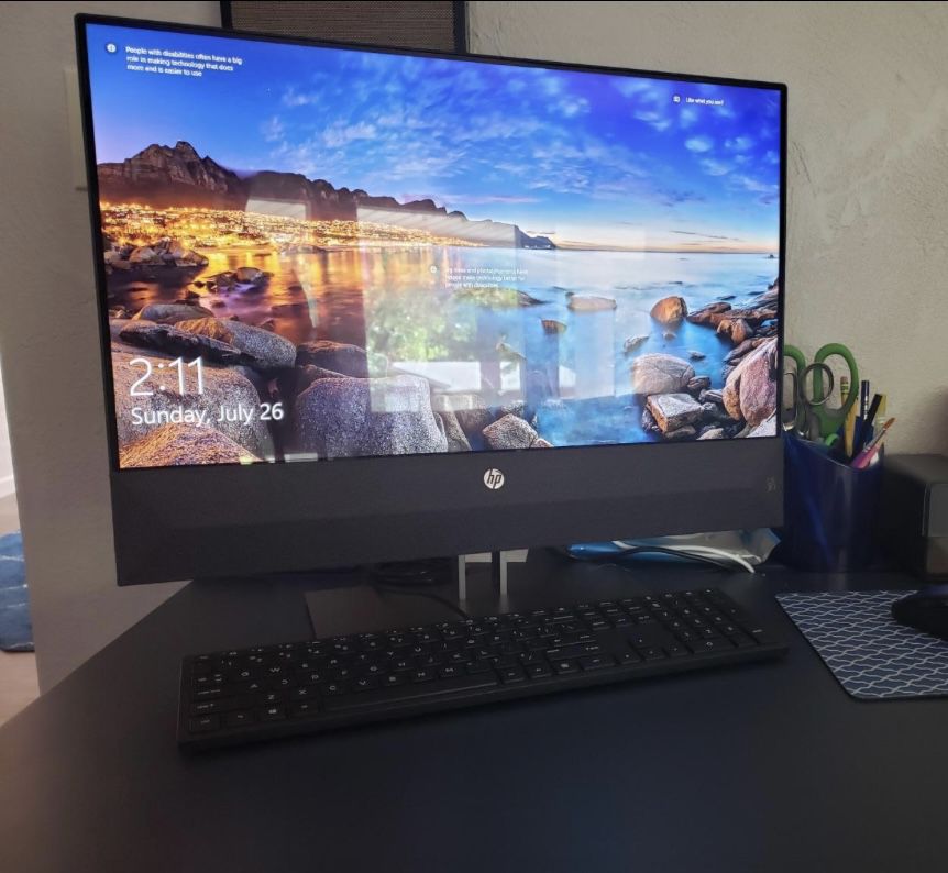 HP  24-Inch All-in-One Touchscreen Computer