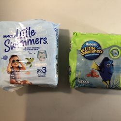Swim Diapers Size 3 (16-26 lbs), Huggies Little Swimmers Disposable Swimming Diapers, 40 Ct