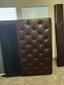 Queen Size Head Board/ Smoke Free Pet Free Home