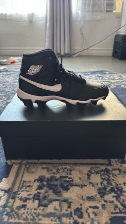 Youth Football Cleats