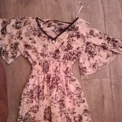Flowy Floral Dress 