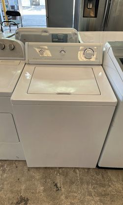 Frigidaire Top Load Washer with Large Capacity