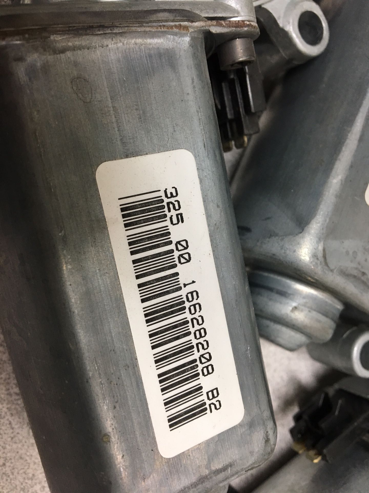 Power window motors 1984/96 Corvette NOS GM 16628208 GM 16628209 for