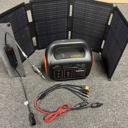 300w Portable Power Station With 45w Ecoflow Solar Panel