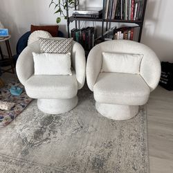 Set of 2 Arm Chairs