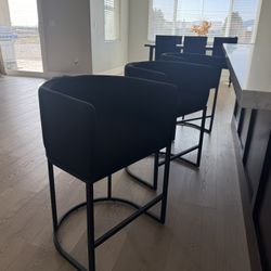 4 Set Of Bar Stools