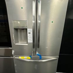 🤩Frigidaire French Door Refrigerator 🤩
