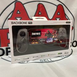 Backbone BB-N1-B-R Backbone Pro Mobile Controller for Android &  iPhone 15, USB-C 11058265