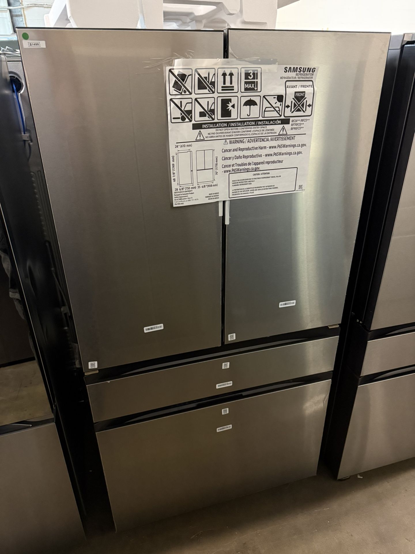 New Samsung - Bespoke 23 cu. ft. Counter Depth 4-Door French Door Refrigerator 