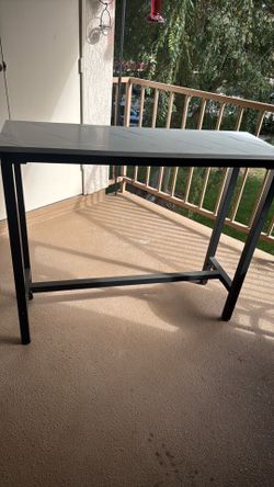 Bar height table
