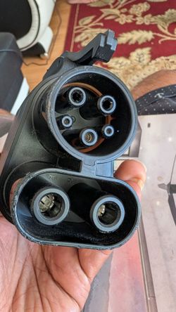Grottes EV  Solar plugin