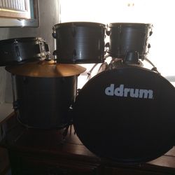 Ddrum Max 5 Piece Professional Drum Set