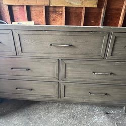 Dresser With Side Tables 