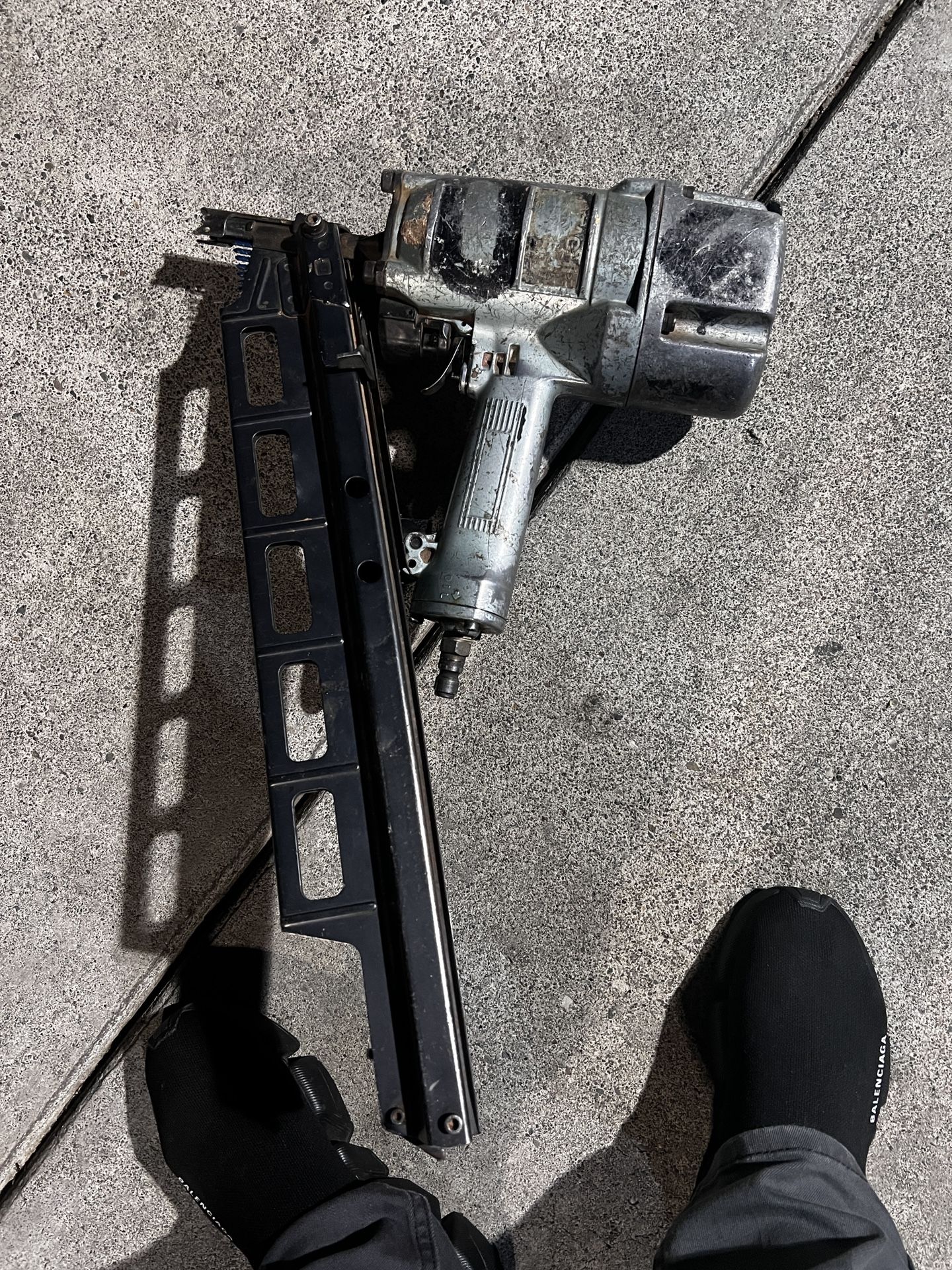 Hitachi Nailer