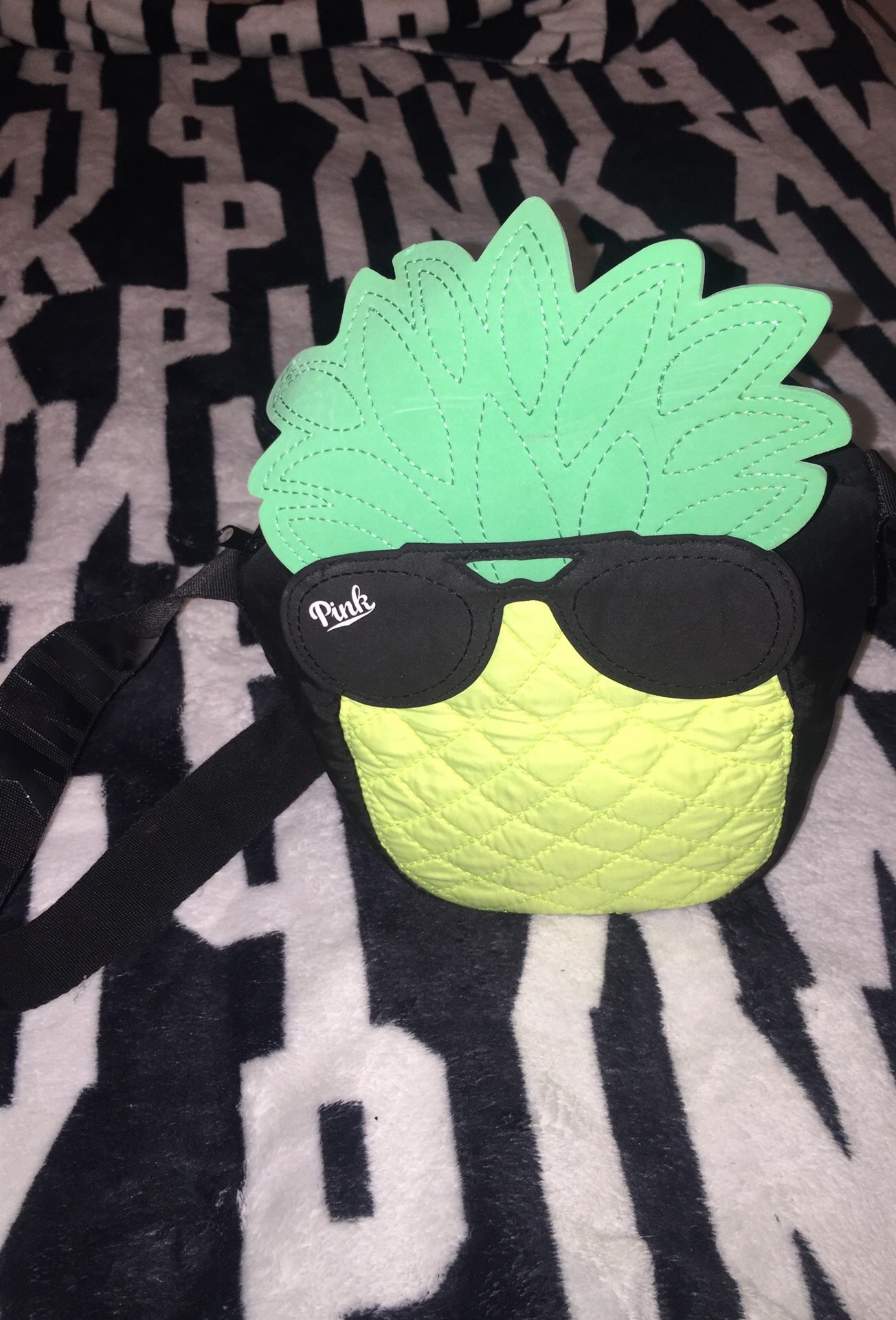 VS PINK Pineapple Lunch Box