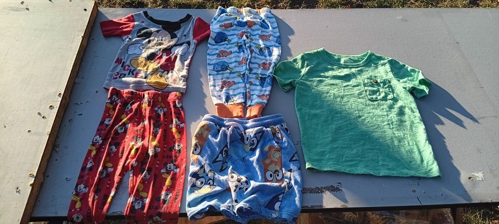 Collection Of 4 Boy's Clothing 3 - 4T, 1 - 5T