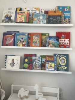 Kids White bookshelves with books