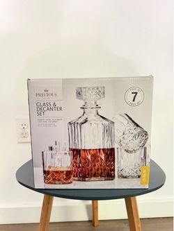 Precious home glass and decanter set