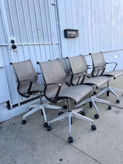 Herman miller Setu
