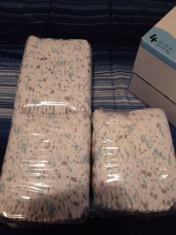 Diapers size 4