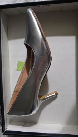 New, Size 6
