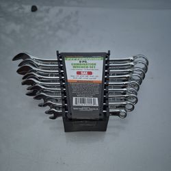 Set  of wrenches