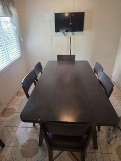 Dining Table With Chair
