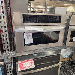 End Of Year Sale LG 30 Inch 1.7 Built In Microwave Convection Oven With Air Fry1.7 Cu Ft